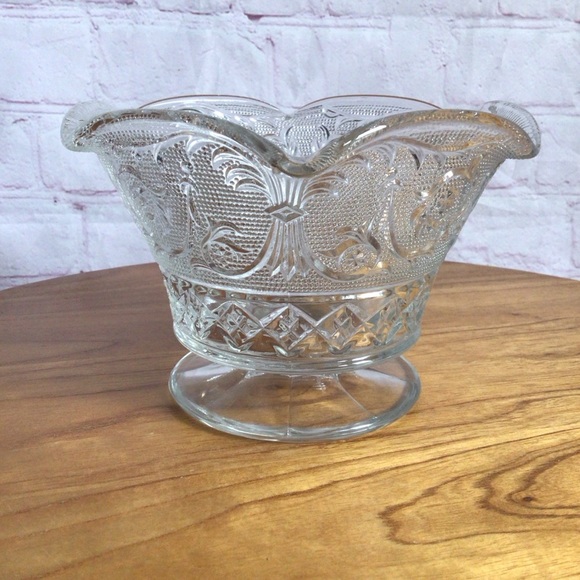 Vintage Duncan & Miller Glass Co. Sandwich Pattern Footed Bowl - Picture 3 of 7